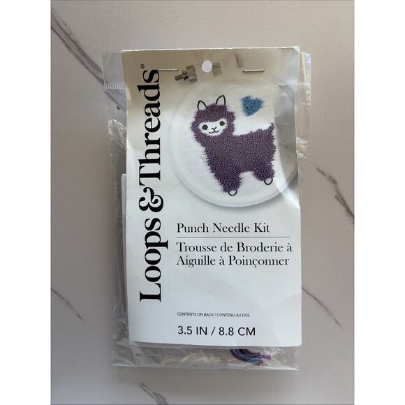 Loops & Threads Llama Heart Punch Needle Embroidery Craft Kit NEW Stocking Gift - Picture 1 of 7